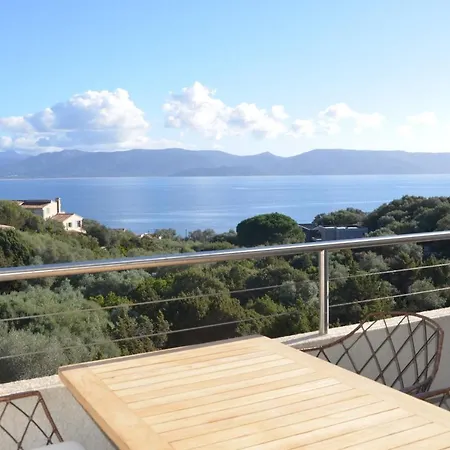 Giovanello Apartmán Porto Pollo